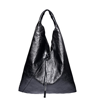 Черна дамска чанта от естествена кожа снимка