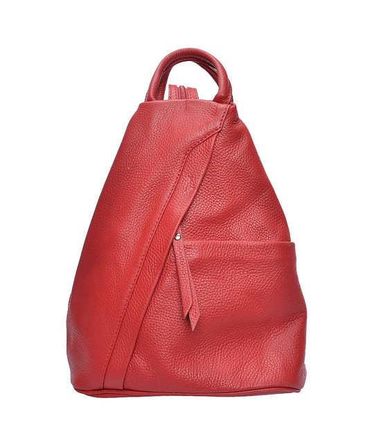 Червен кожен раничка снимка