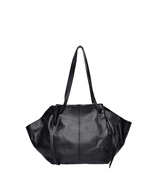 Черна раменна чанта NERO снимка