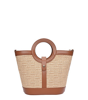 Кафява кожа чанта с кръгли дръжки снимка