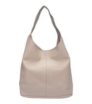 Бежова чанта хобо снимка