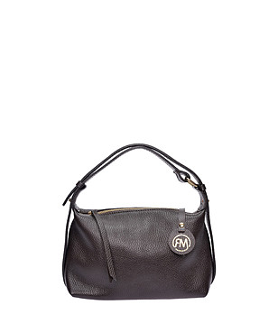 Кафява чанта от естествена кожа снимка