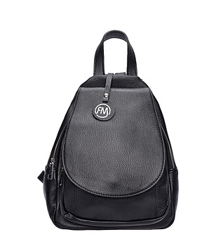 Черна кожена дамска раница Lora снимка