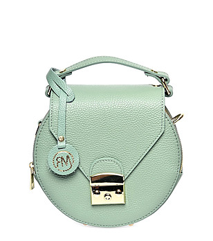 Зелена кръгла кожена дамска чанта снимка