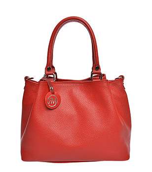 Червена дамска кожена чанта снимка