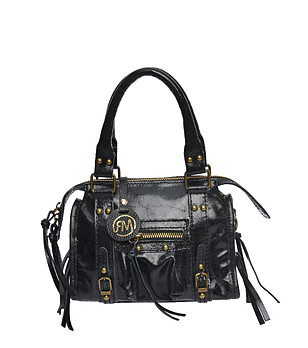 Черна дамска чанта от естествена кожа Karsea снимка