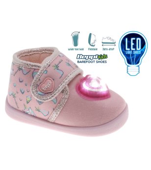 Розови бебешки пантофи с LED светлина  снимка