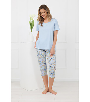 Светлосиня дамска памучна пижама с къс ръкав и 3/4 панталон CELOZJA снимка