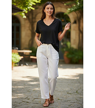 Черна дамска тениска с V-образно деколте снимка