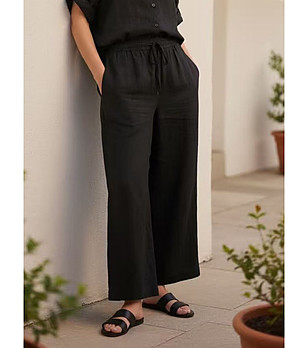 Дамски черен панталон с ластичен колан снимка