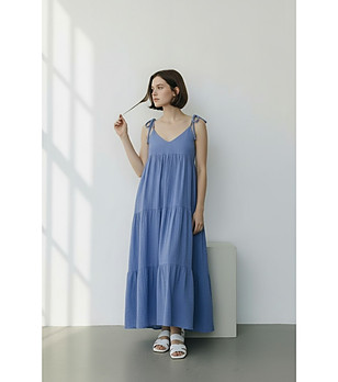 Синя ленена рокля на презрамки с набрани части AZUR снимка