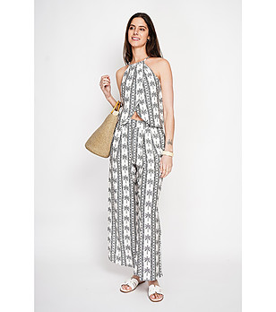 Бял принтиран топ с презрамки снимка