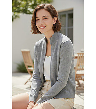 Сив плетен дамски кардиган с цип снимка