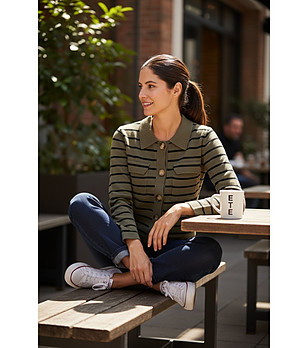 Дамска жилетка в каки райе снимка