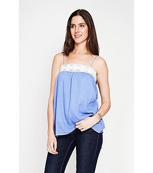 Син топ с дантела  снимка