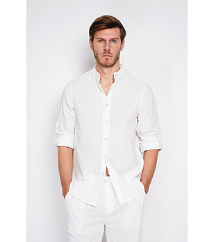 Бяла риза с офицерска яка BLANC снимка