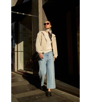 Дамски светлосини дънки с широк крачол  снимка