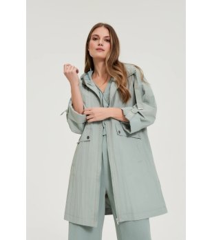 Светлозелено дамско яке с качулка снимка