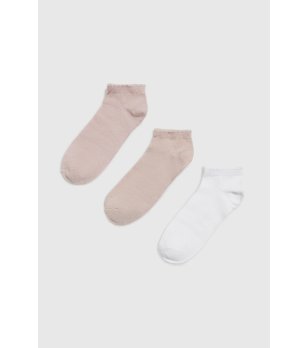 Бели дамски къси чорапи снимка