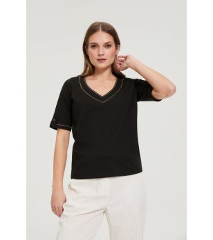 Черна дамска памучна блуза с V-образно деколте снимка