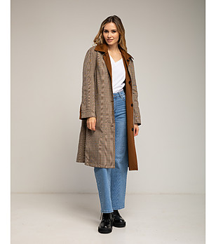 Дълго двулицево палто в кафяво с каре снимка