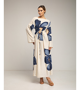 Дълга рокля с флорален принт и връзка на талията снимка