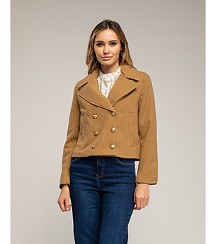 Късо камел яке с ревери и златни копчета снимка