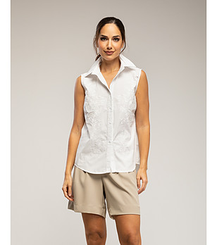 Бяла риза без ръкави с бродерия снимка