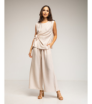 Бежов дамски комплект потник с панделка и панталон с ластичен колан снимка