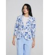 Дамско светлосиньо сако с цветен принт-3 снимка