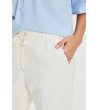 Дамски панталон в цвят екрю с памук-3 снимка