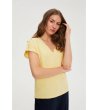Жълта дамска памучна блуза с V-образно деколте-4 снимка