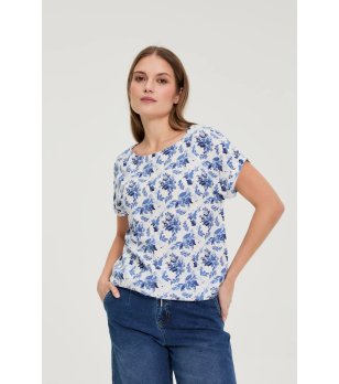 Бяла дамска блуза с цветен принт снимка