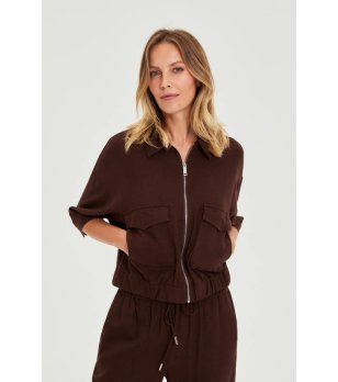 Кафяво яке с цип и джобове снимка