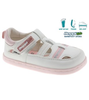 Бели детски сандали с велкро за широко стъпало снимка