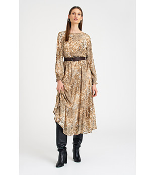 Бежова рокля миди с животински принт снимка