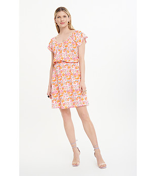 Къса рокля в шарени флорални мотиви снимка