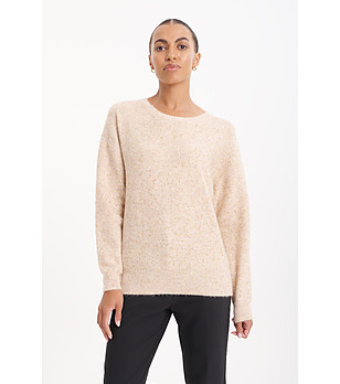 Бежов пуловер с пайети снимка