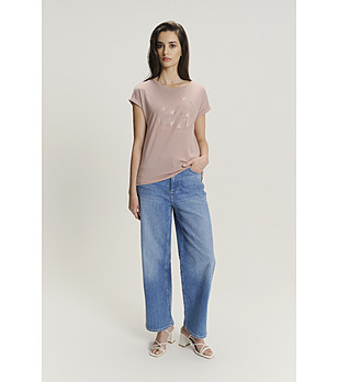 Розова тениска с блестящ принт снимка