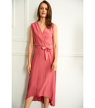 Розова рокля без ръкави с прехлупване и колан снимка