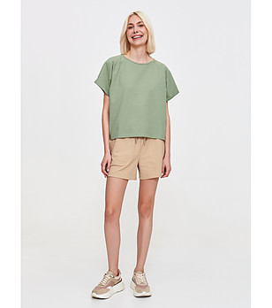 Зелена дамска тениска с къс ръкав снимка