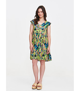 Многоцветна рокля с волани на ръкавите снимка