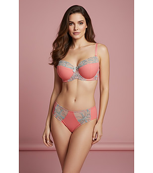 Розов сутиен пуш-ъп CUPCAKE с дантелени детайли снимка