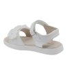 Бели детски сандали с цветя -2 снимка