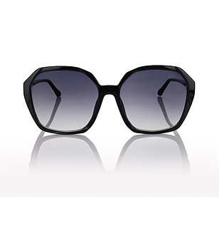 Черни слънчеви очила с градиентни стъкла снимка