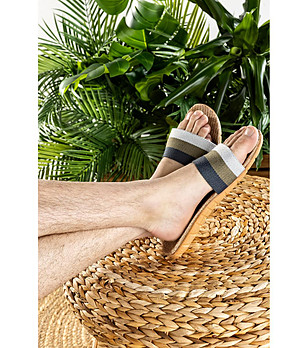 Мъжки чехли в бежово с раирана лента Funky Steps снимка