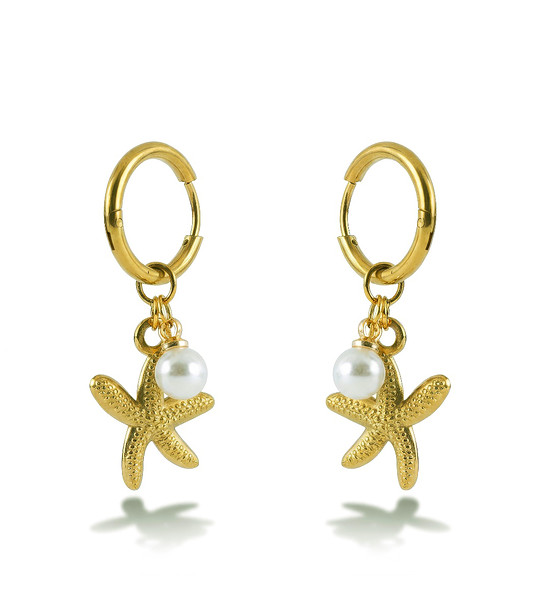 Златисти обеци халки с морска звезда и бяла перла снимка