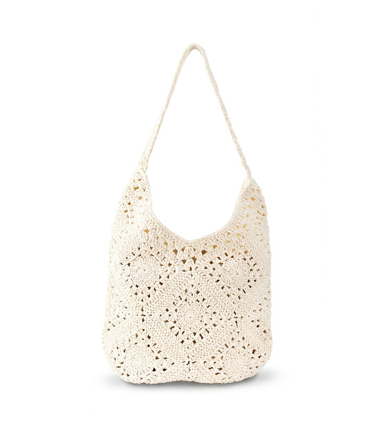 Плетена бяла чанта за рамо снимка