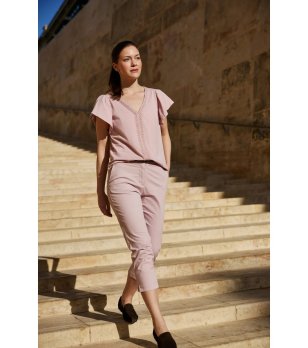 Розови дамски панталони тип chinos 7/8 снимка