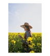 Лятна шапка в тъмнобежово с широка периферия-2 снимка